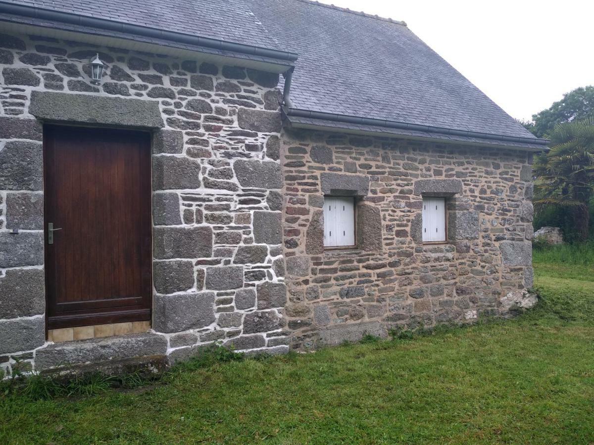 Vila Le Botcol Plouguernével Exteriér fotografie