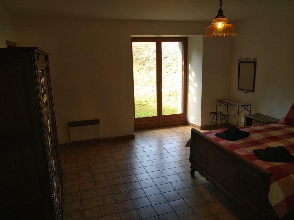 Vila Le Botcol Plouguernével Exteriér fotografie