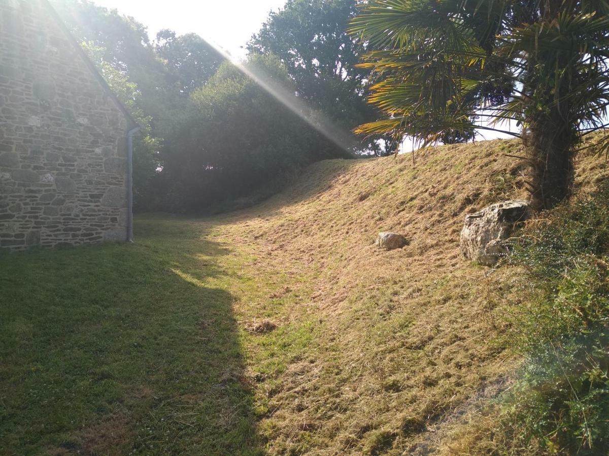 Vila Le Botcol Plouguernével Exteriér fotografie