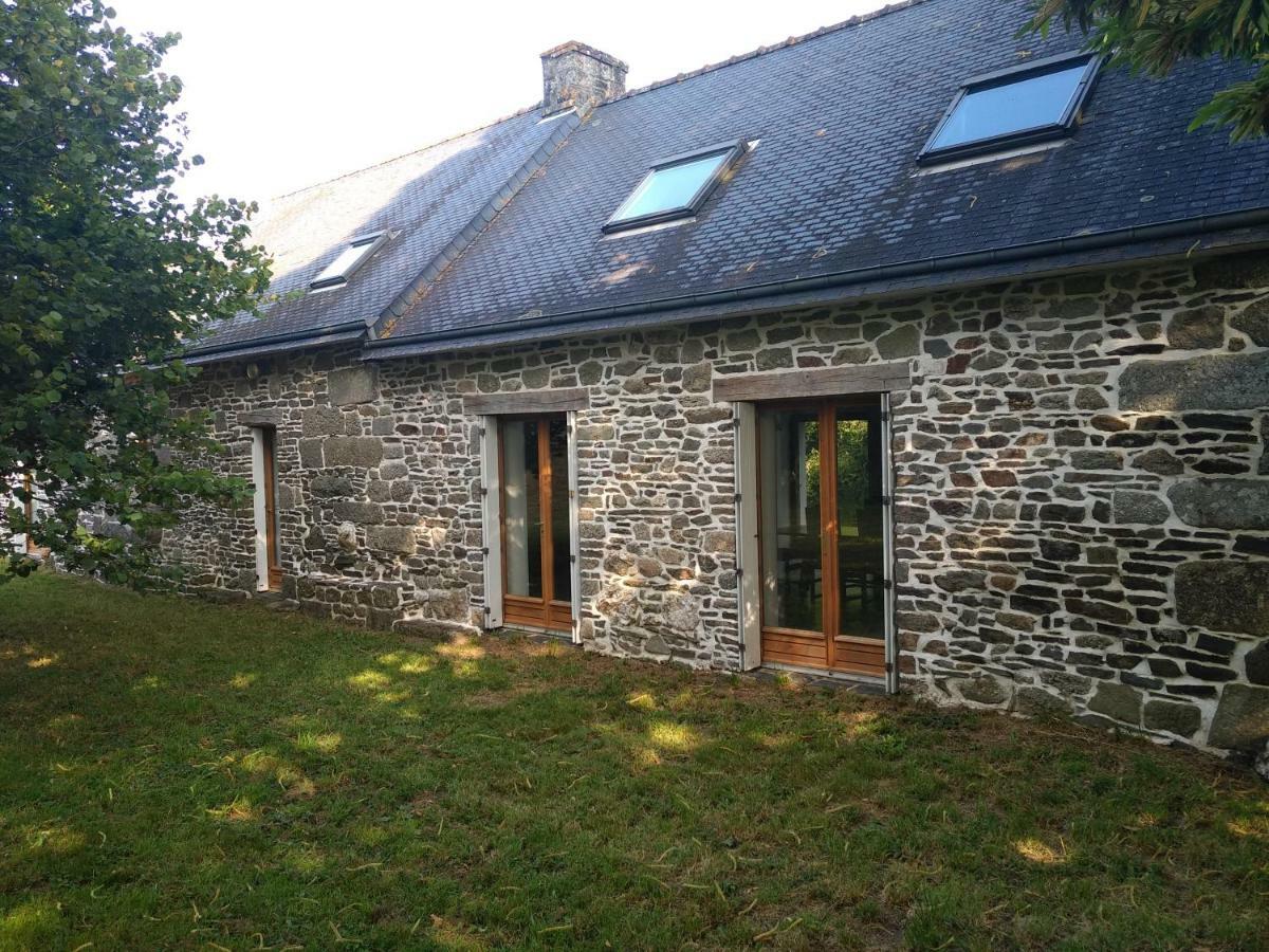 Vila Le Botcol Plouguernével Exteriér fotografie