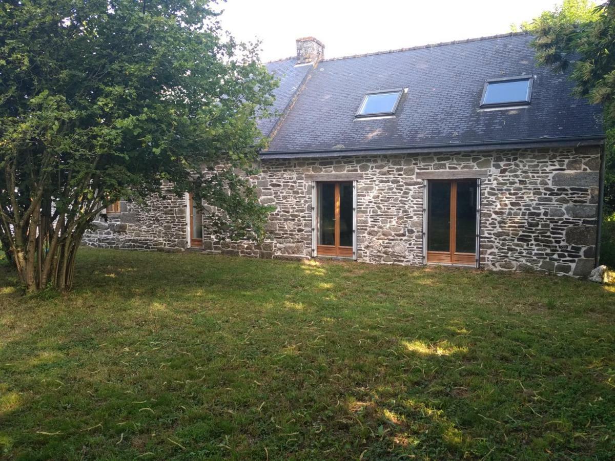 Vila Le Botcol Plouguernével Exteriér fotografie